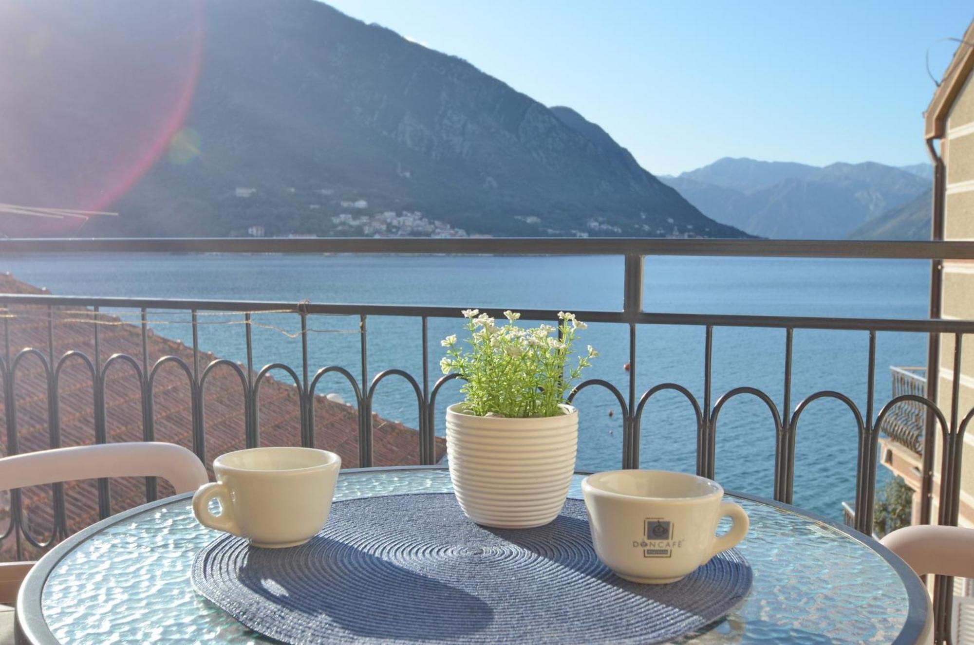 Apartment The Sea Coast Kotor Ngoại thất bức ảnh